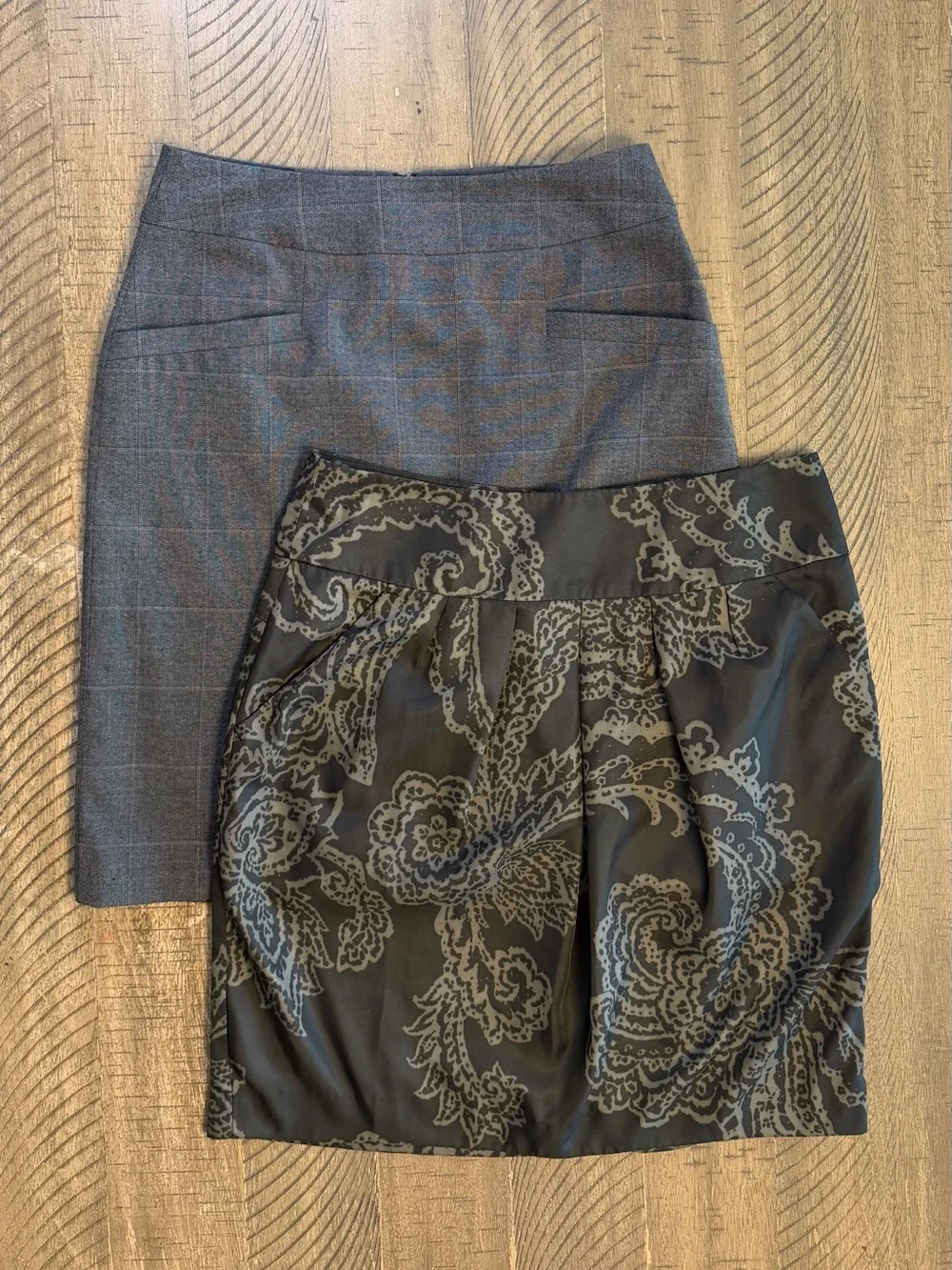 Banana Republic skirts sz 4/4P